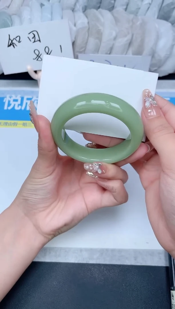 石英质玉手镯未镶嵌295-52.0