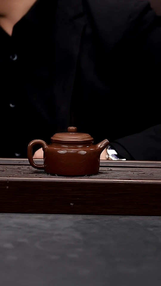 【闪购商品】紫砂茶壶革紫泥彤彤德钟165cc