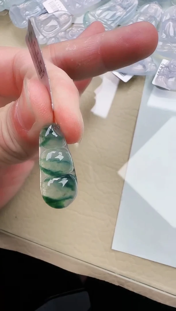 颈饰未镶嵌翡翠缅甸翡翠a货