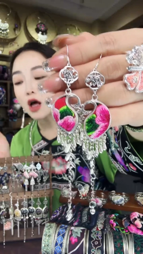 刺绣非遗刺绣民族风饰品