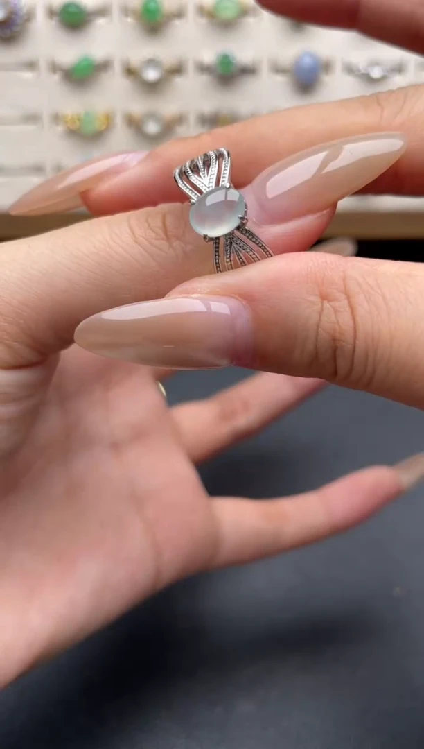 银S925镶嵌戒指翡翠一物一证一礼盒