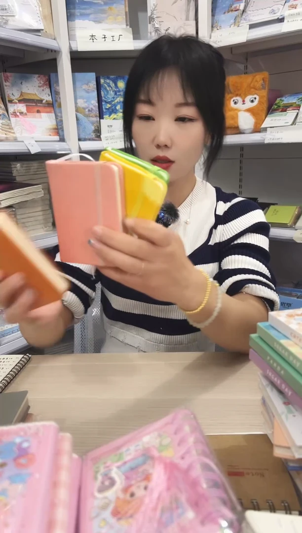 A7皮面绑带本彩色到手4本