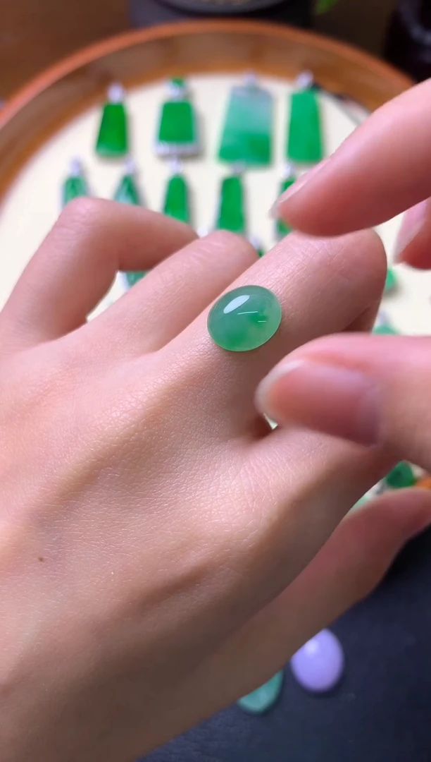 【闪购商品】定制翡翠未镶嵌裸石（镶嵌定制）