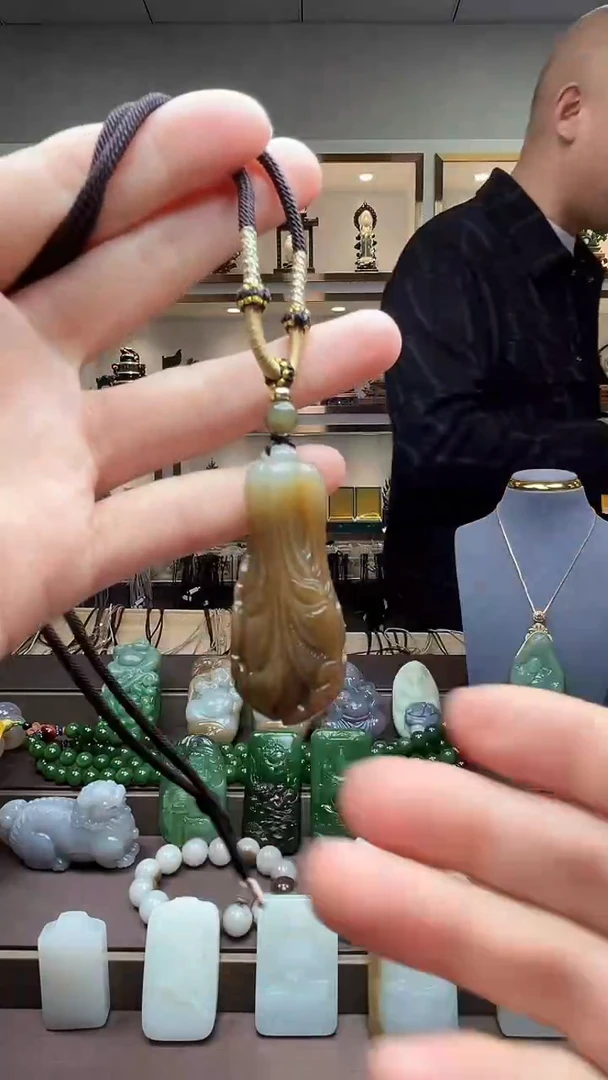 【闪购商品】和田玉挂件未镶嵌苏