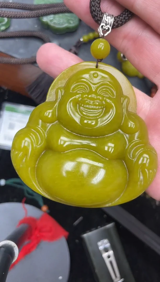 未镶嵌岫玉吊坠阳**笑·