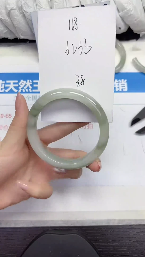 未镶嵌手镯石英质玉A168-62.63