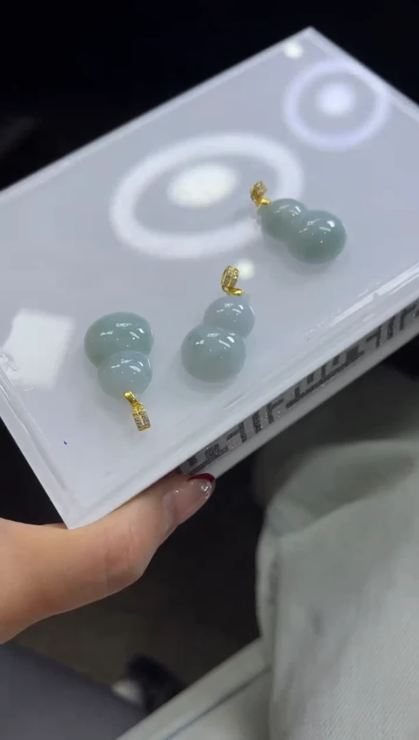 【闪购商品】翡翠颈饰未镶嵌B33多样性发一件/配绳子