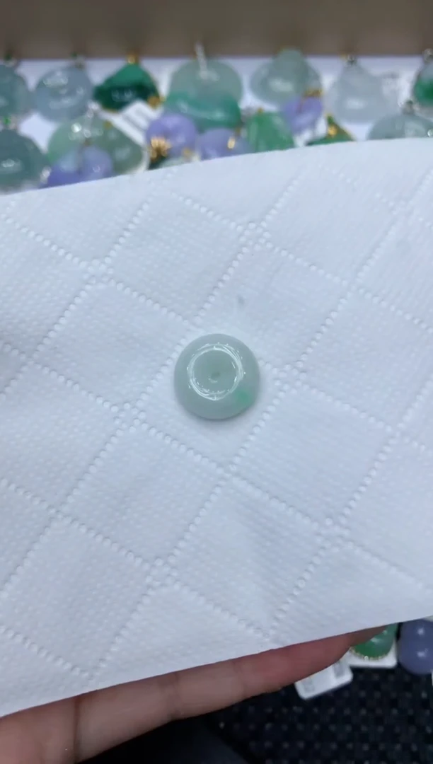 【闪购商品】翡翠颈饰未镶嵌111111111