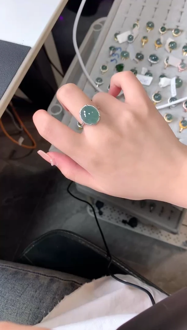 【闪购商品】翡翠戒指银S925镶嵌51241