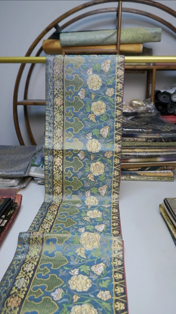 织绣132 缠枝莲缠枝莲