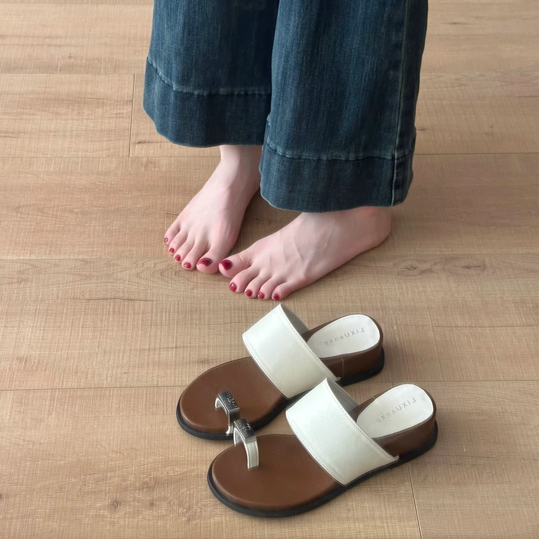 软皮~法式金属套趾坡跟凉拖鞋外穿度假沙滩增高夹趾百搭凉鞋女夏