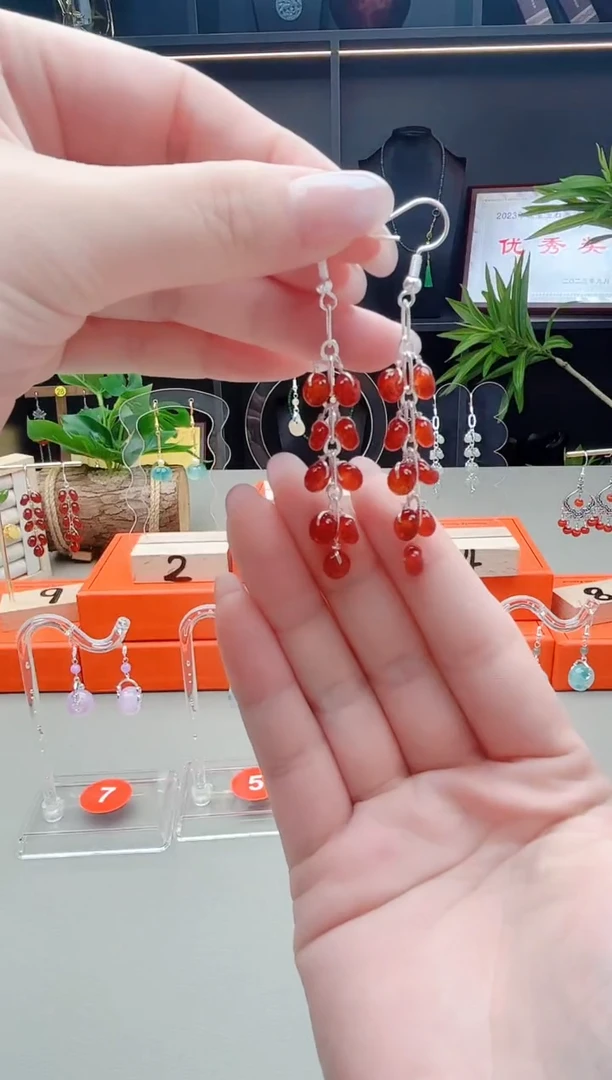未镶嵌耳钉玛瑙/玉髓323