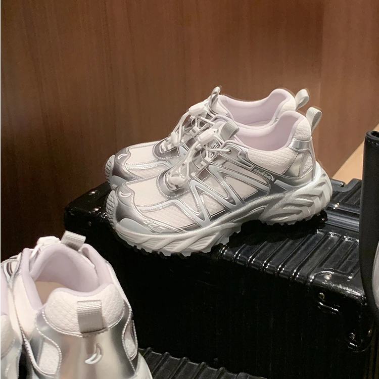 【sheii苏茵茵】小月牙~5.5cm增高厚底休闲女老爹鞋运动鞋E5209105