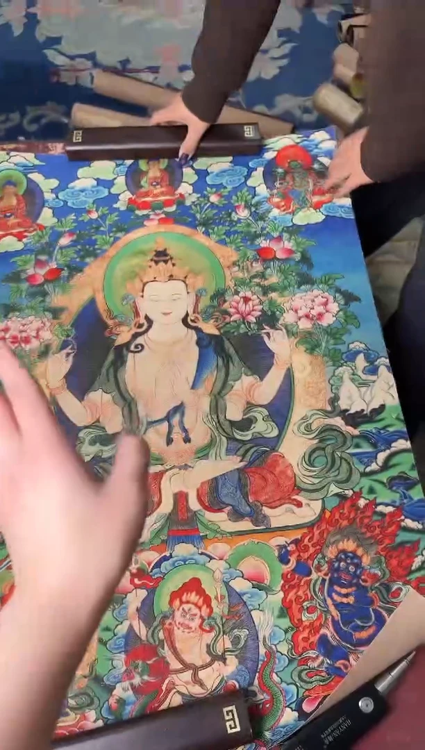 卷轴画龙妹的唐卡tk16