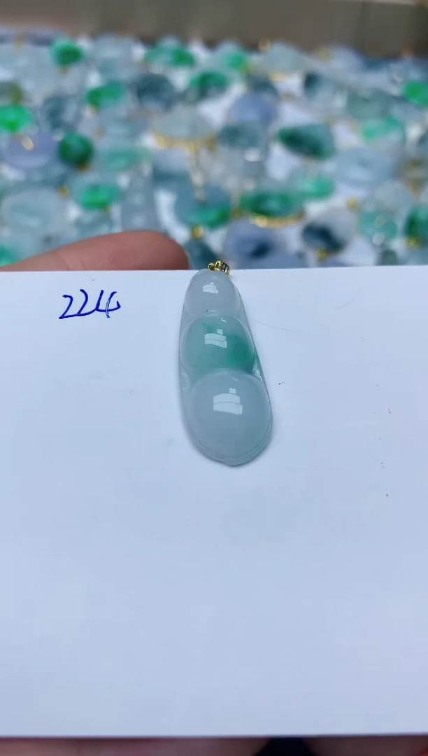 【闪购商品】翡翠颈饰18K金镶嵌天然翡翠A货