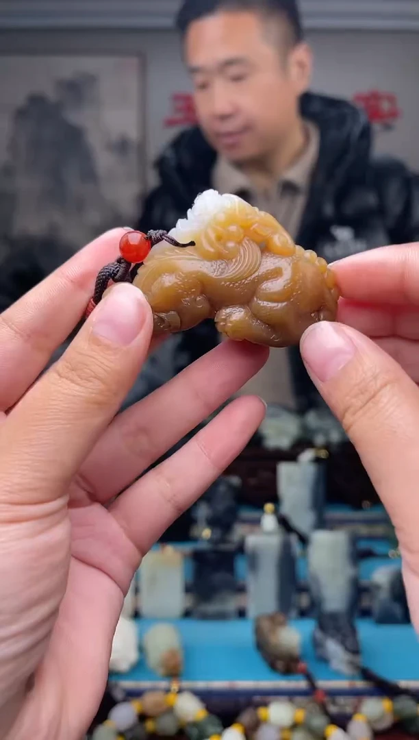 未镶嵌和田玉挂件1