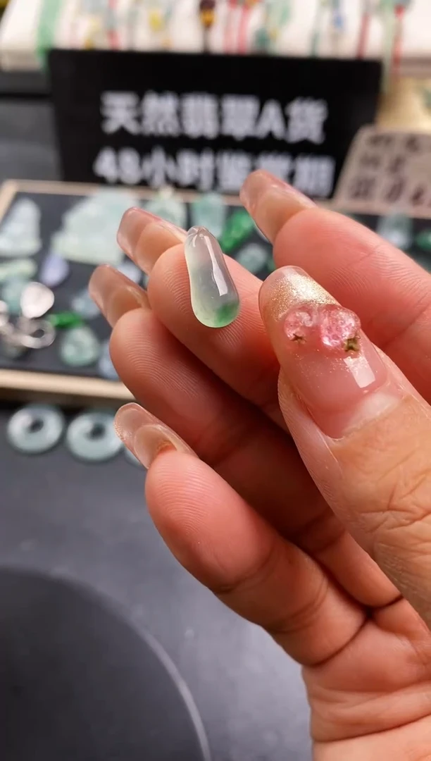 翡翠裸石福瓜258定向 涵哥