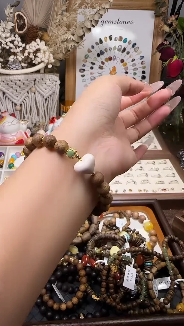 天然辰砂沉香手链