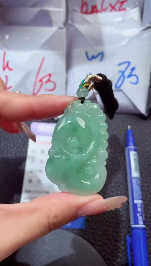 颈饰未镶嵌翡翠202612