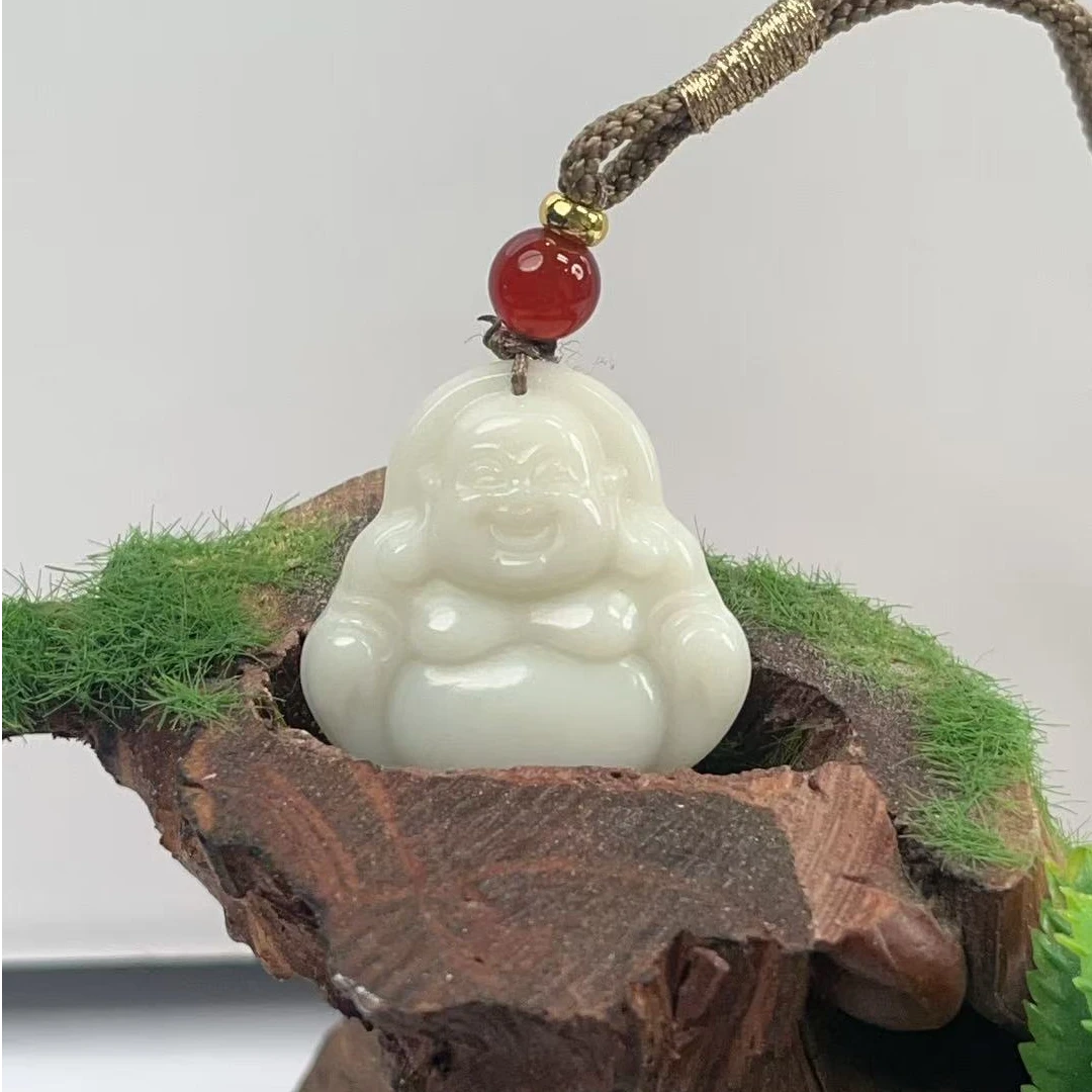 玉润东方天然和田玉白佛公吊坠（拍一发一）