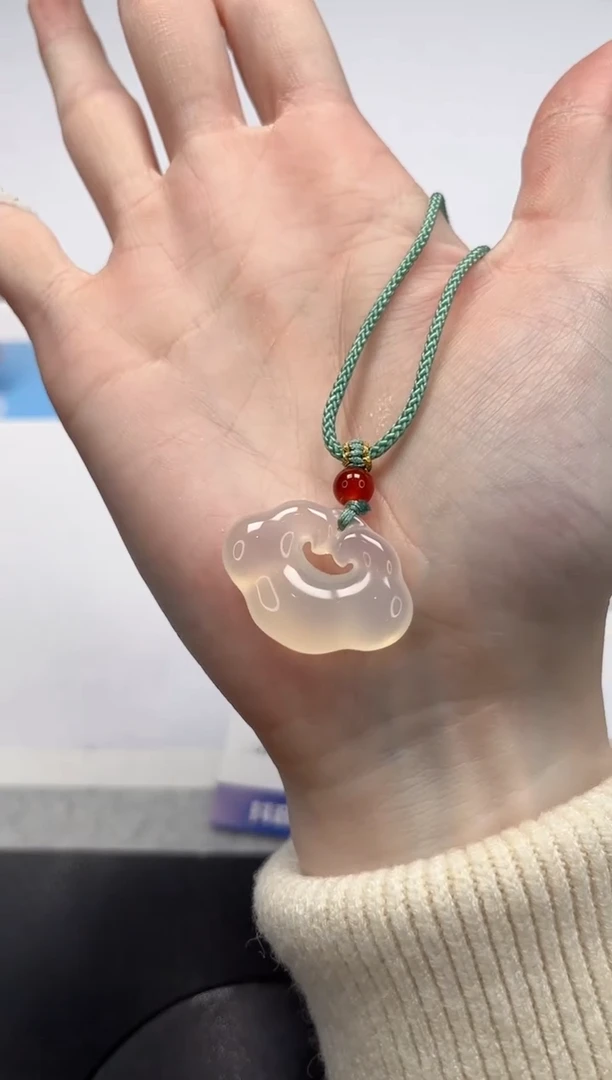 【闪购商品】石英质玉手镯未镶嵌吊坠