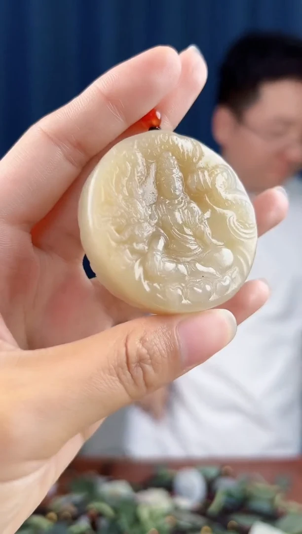 未镶嵌和田玉挂件拍一发一，多样性发有棉
