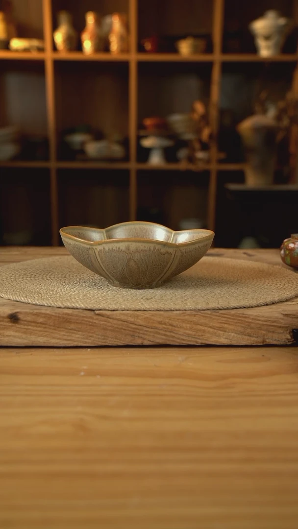 木里纹系列的木里纹四边花边椭圆盘1个