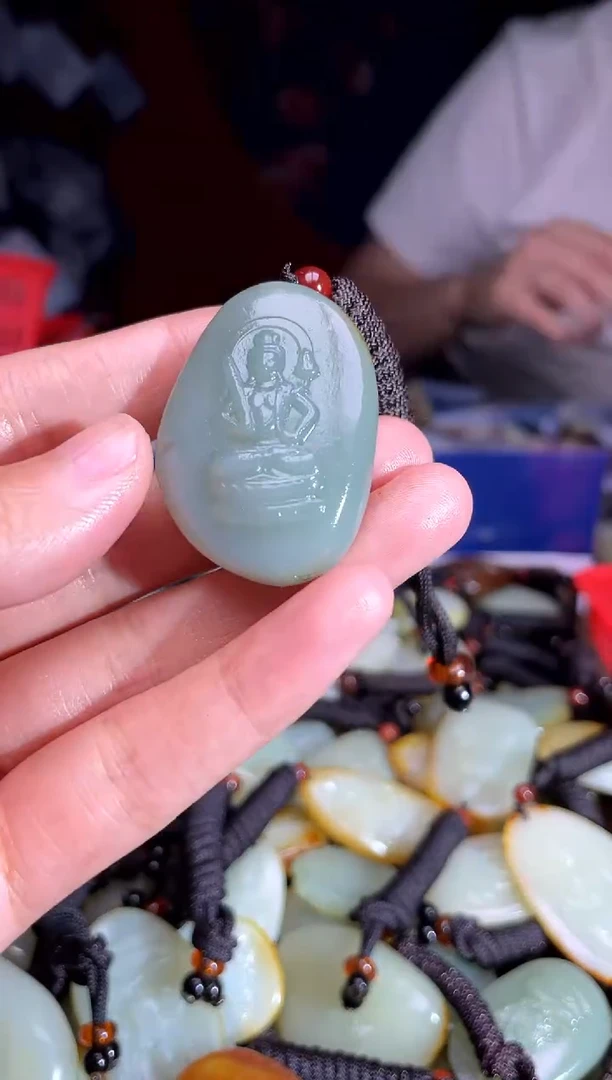 和田玉未镶嵌挂件1