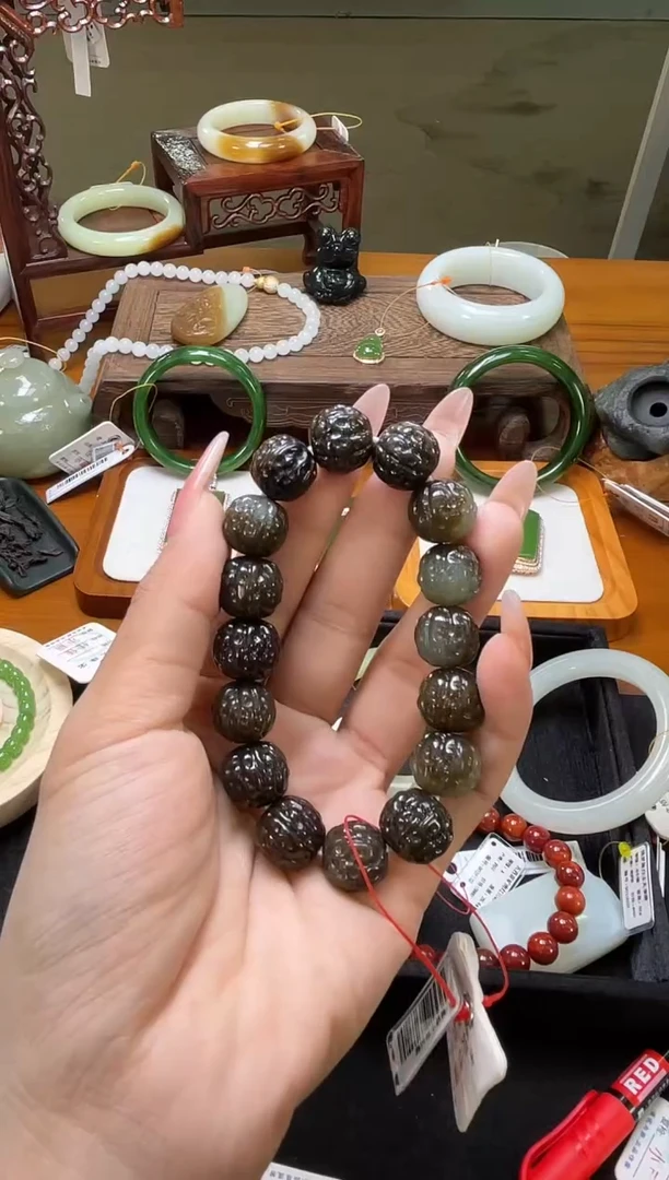 未镶嵌手串和田玉E****0卡14吐拉牧场 核桃
