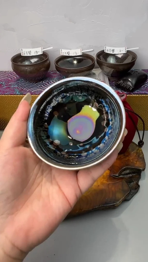 茶盏春申阁福利1只瑕品普洱