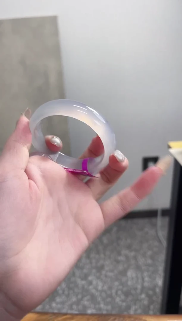 【闪购商品】玛瑙/玉髓手镯未镶嵌53-54圈 需要包容宽胎