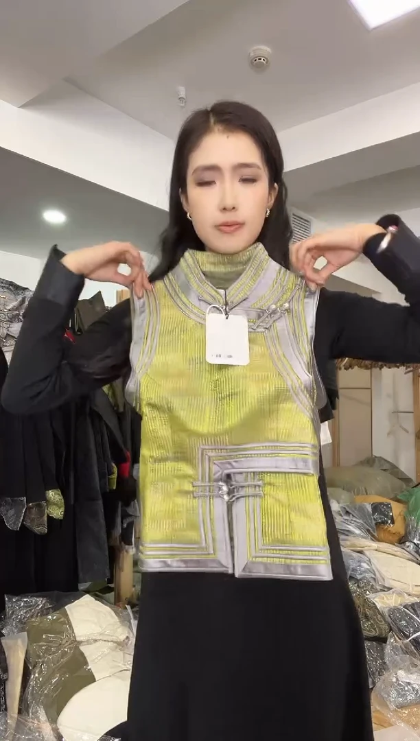 L码        105-115斤  马甲