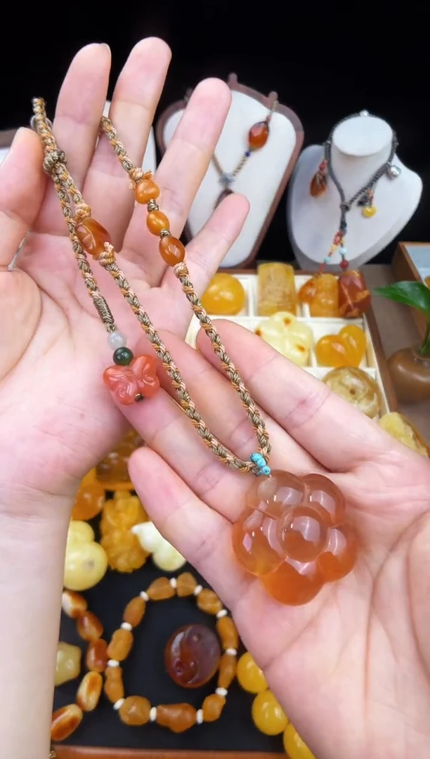 琥珀未镶嵌珠宝奇石柒月