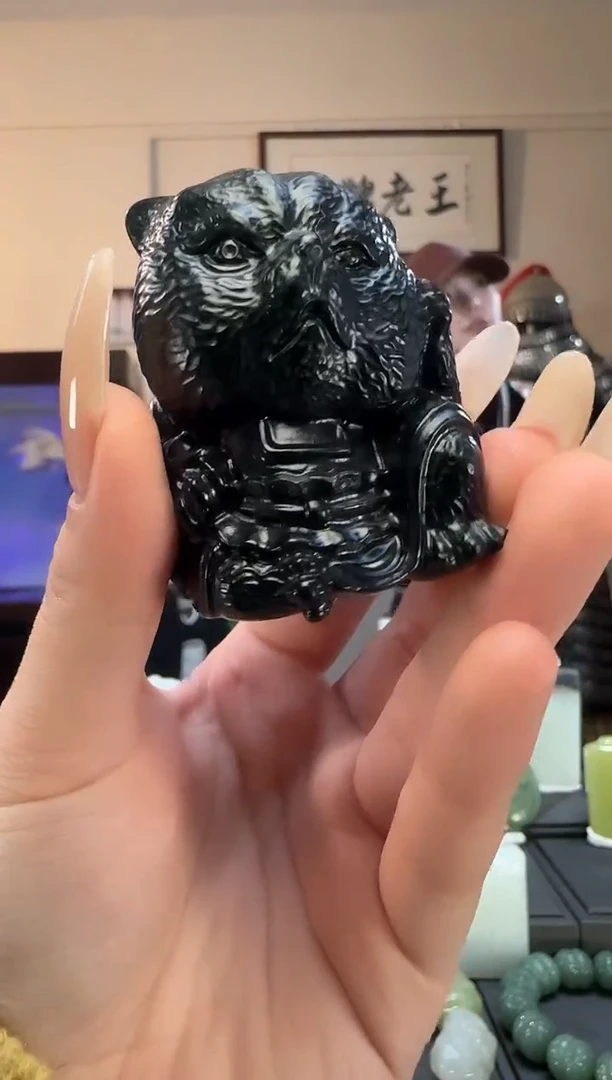 颈饰未镶嵌和田玉青玉招财猫摆件