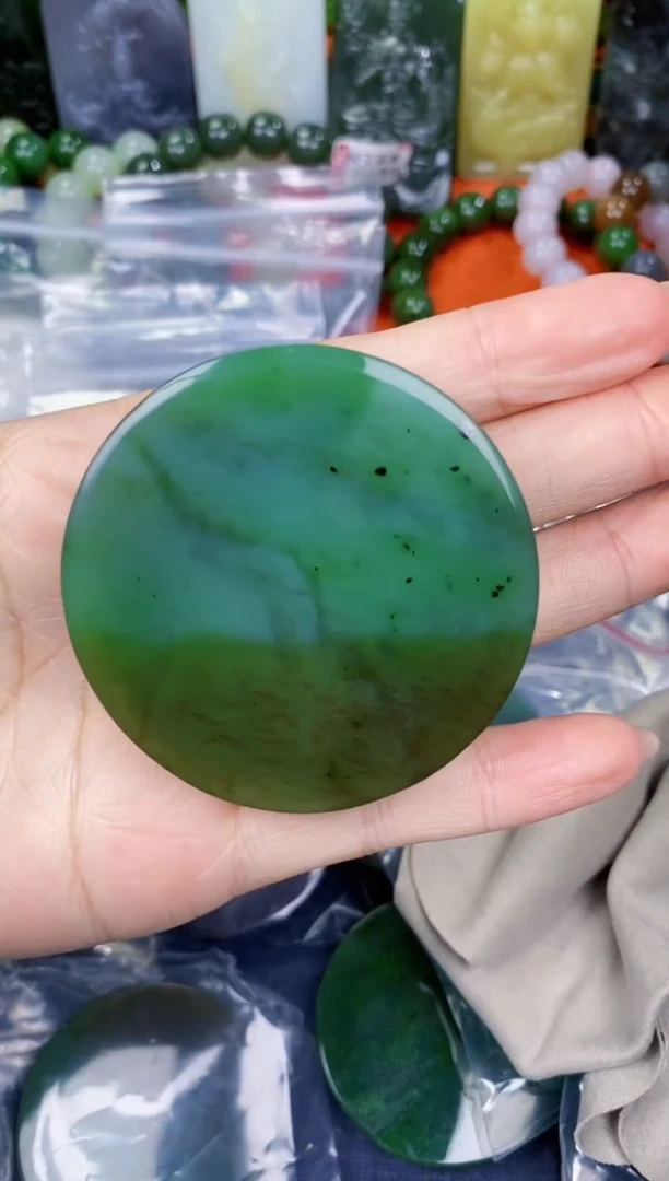 颈饰未镶嵌和田玉和田玉