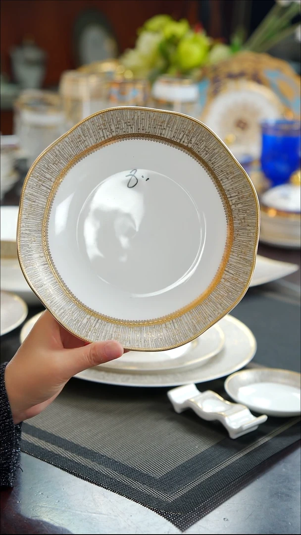 瓷片8英寸菜盘  1个