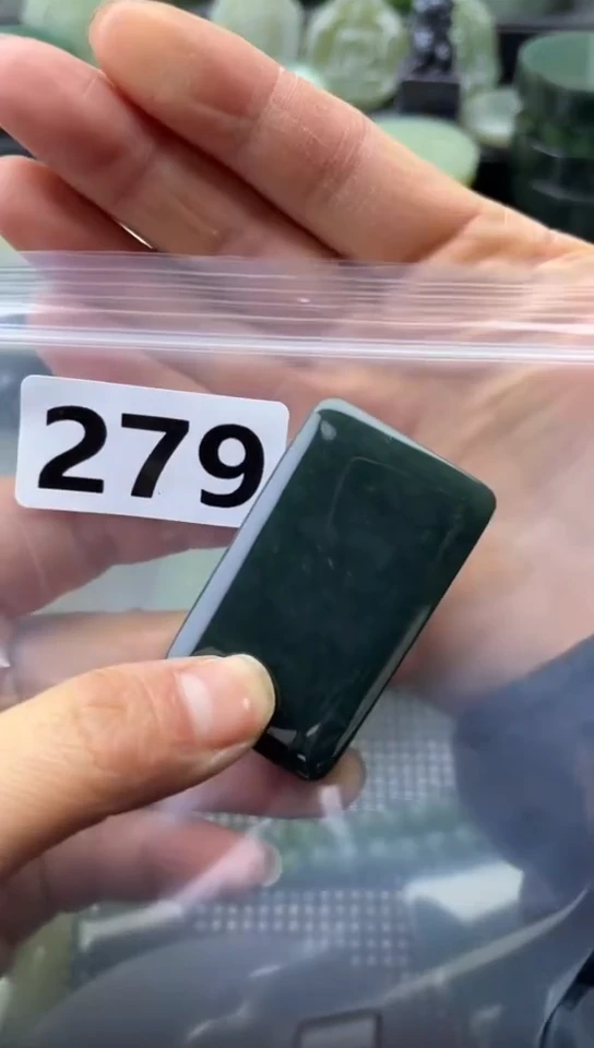 未镶嵌和田玉珠宝半成品牌子