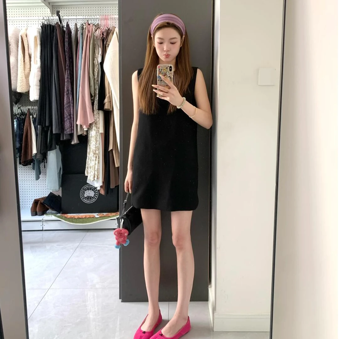 2025夏时尚新款女装洋气时髦气质显瘦通勤慵懒风高级感小众连衣裙