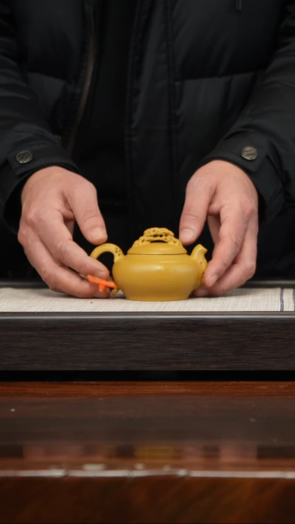 【闪购商品】紫砂茶壶黄金段云根150c