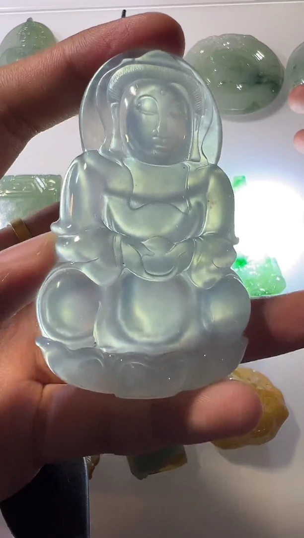 未镶嵌定制翡翠观音
