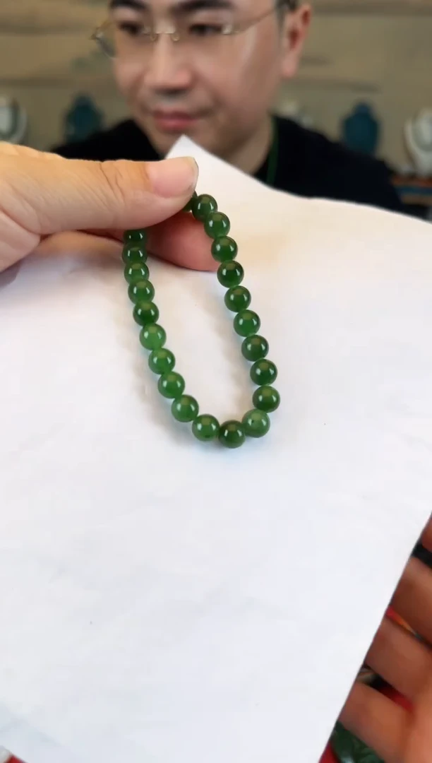 未镶嵌手串和田玉卡8