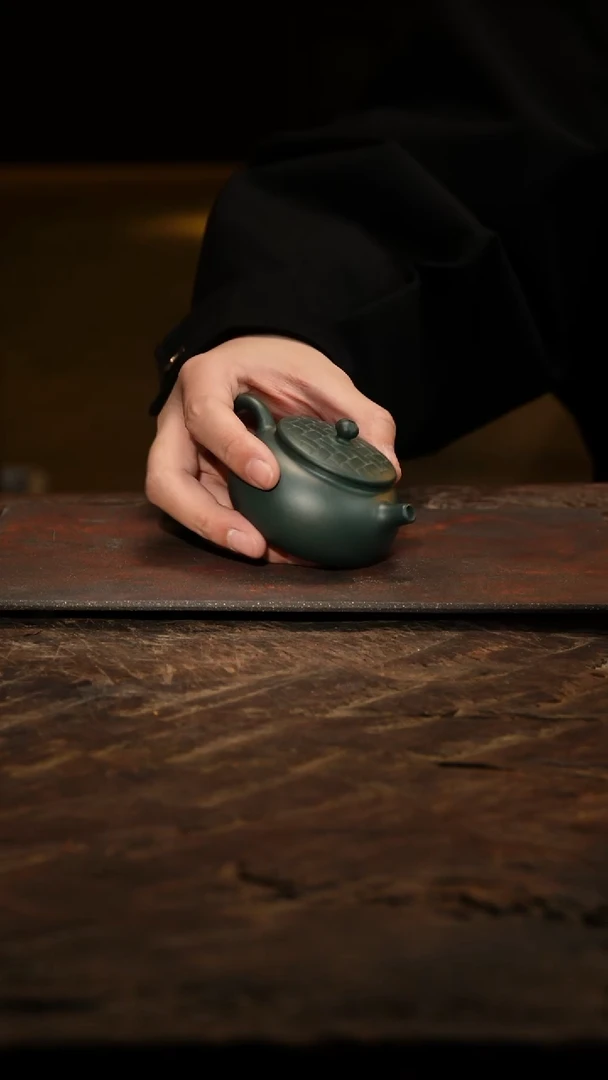 紫砂茶叶罐虎兰堂绿bv