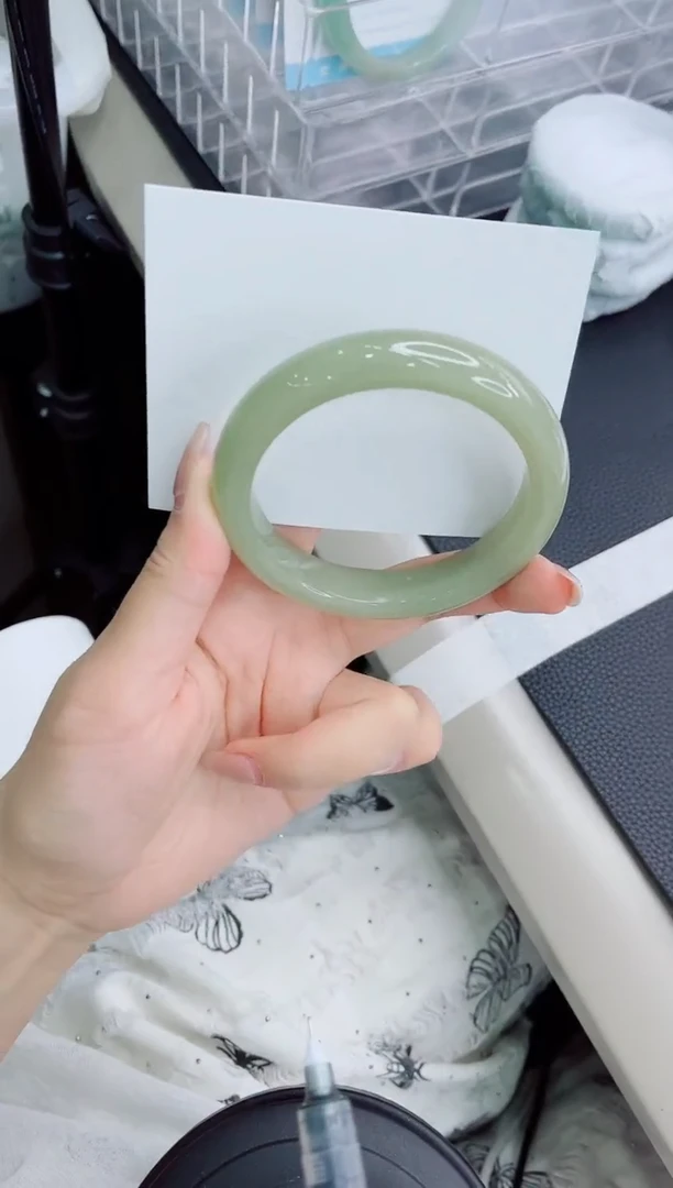 石英质玉手镯未镶嵌94-58.2