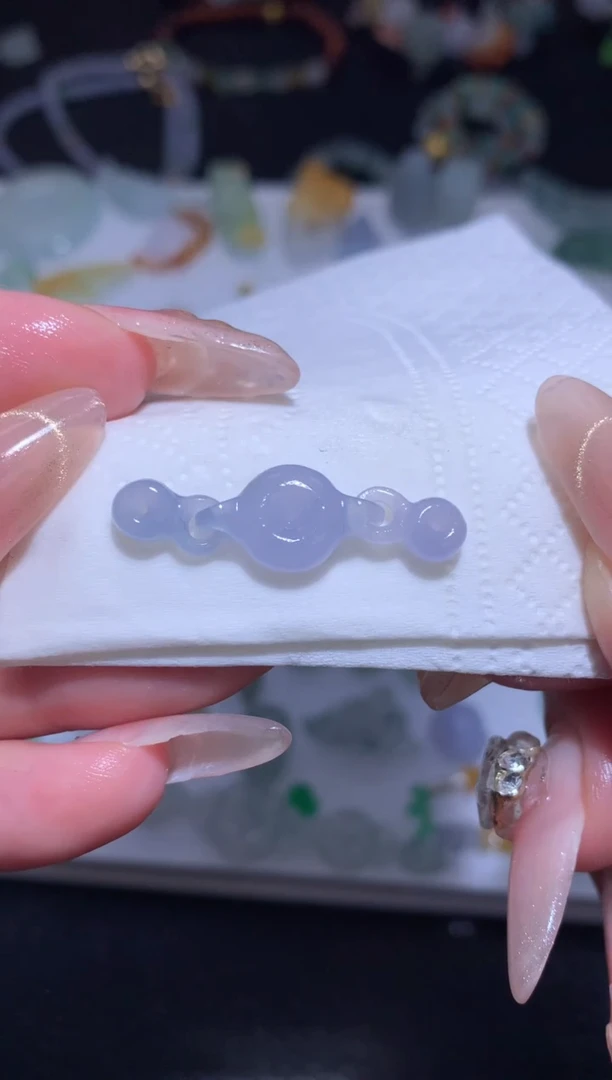 未镶嵌定制翡翠环环扣子