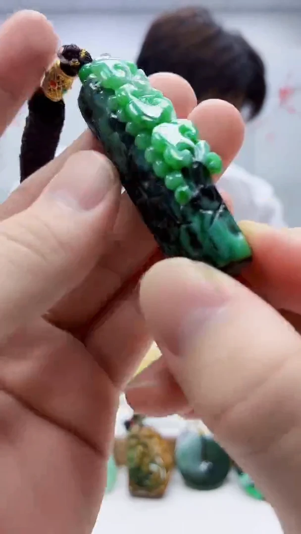 未镶嵌定制翡翠5145bb-毛货挂件5