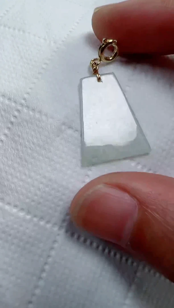 翡翠裸石195号，翡翠裸石一个