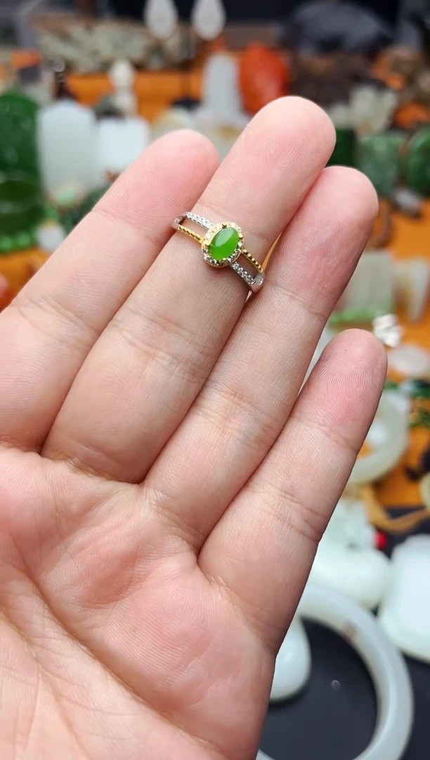 【闪购商品】和田玉颈饰银S925镶嵌戒指01