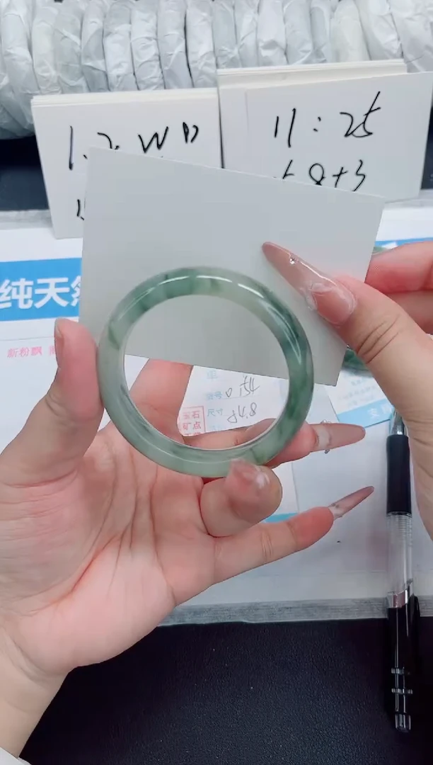 石英质玉手镯未镶嵌0154-54.8