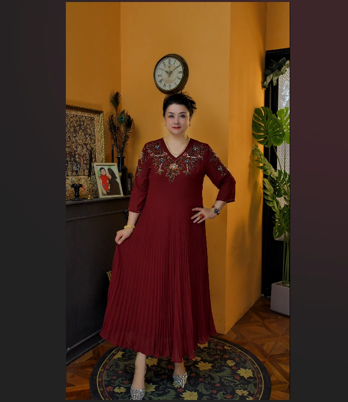 【AYTU】夏季新款民族风刺绣显瘦中长款宽松时尚连衣裙