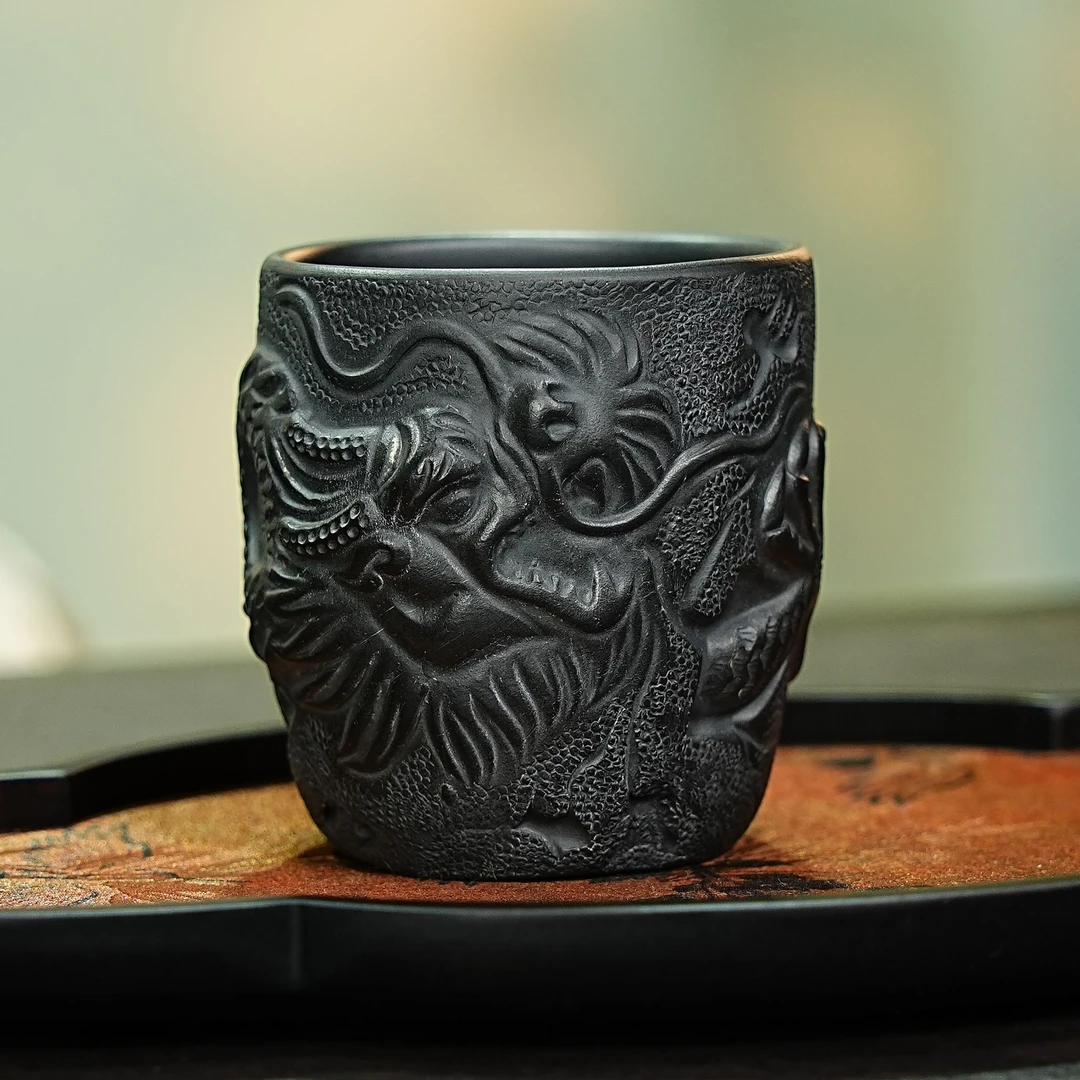 【1581隐龙杯】宜兴原矿紫砂手工制作堆会隐龙杯 龙纹主人杯